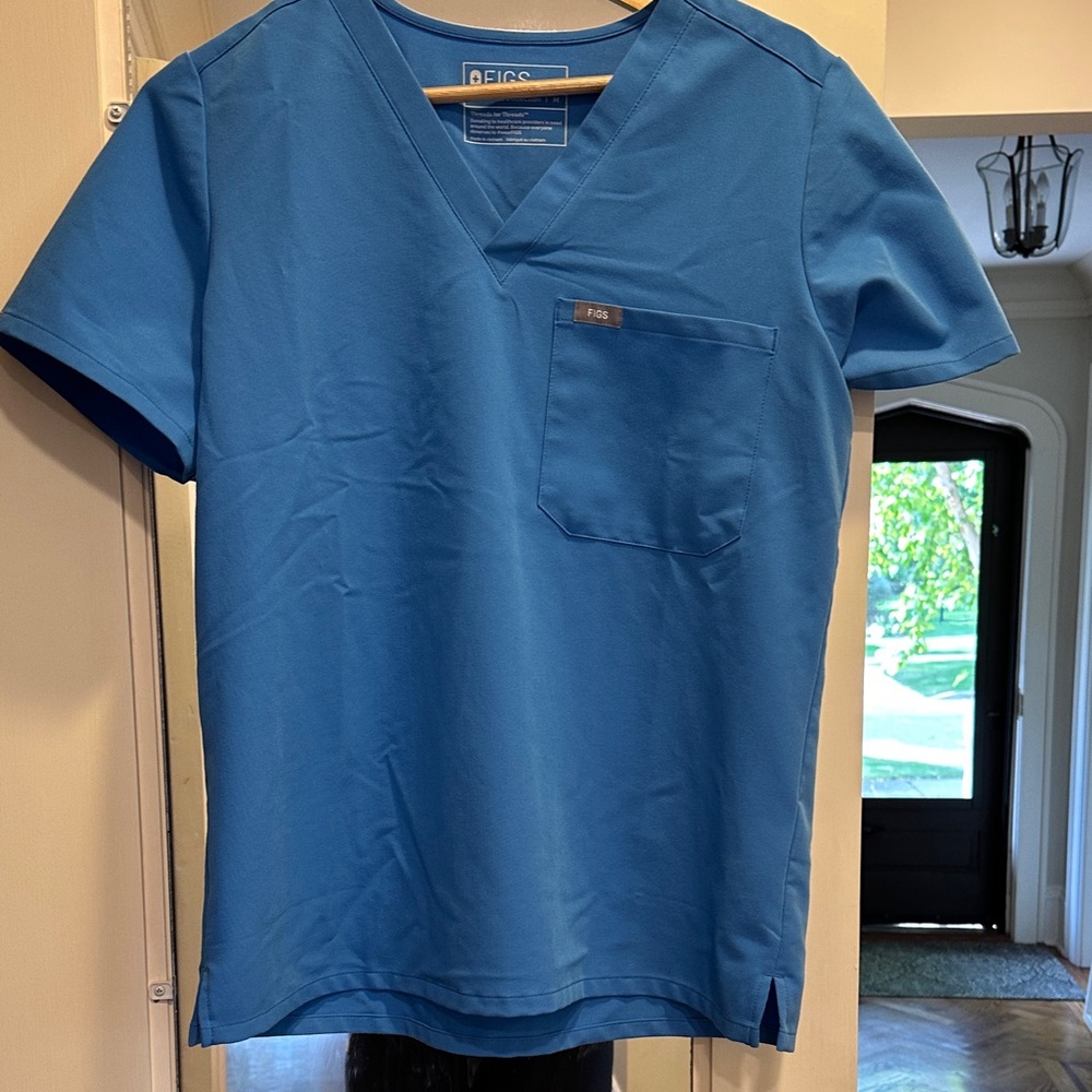 Figs woman’s  Short Sleeve Blue Scrub top.